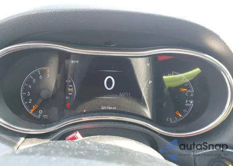 2015 Jeep Grand Cherokee Limited из США, поврежденный, VIN 1C4RJFBG2FC129740